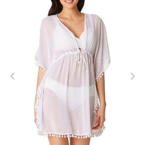 White cover up BLEURODBEATTIE